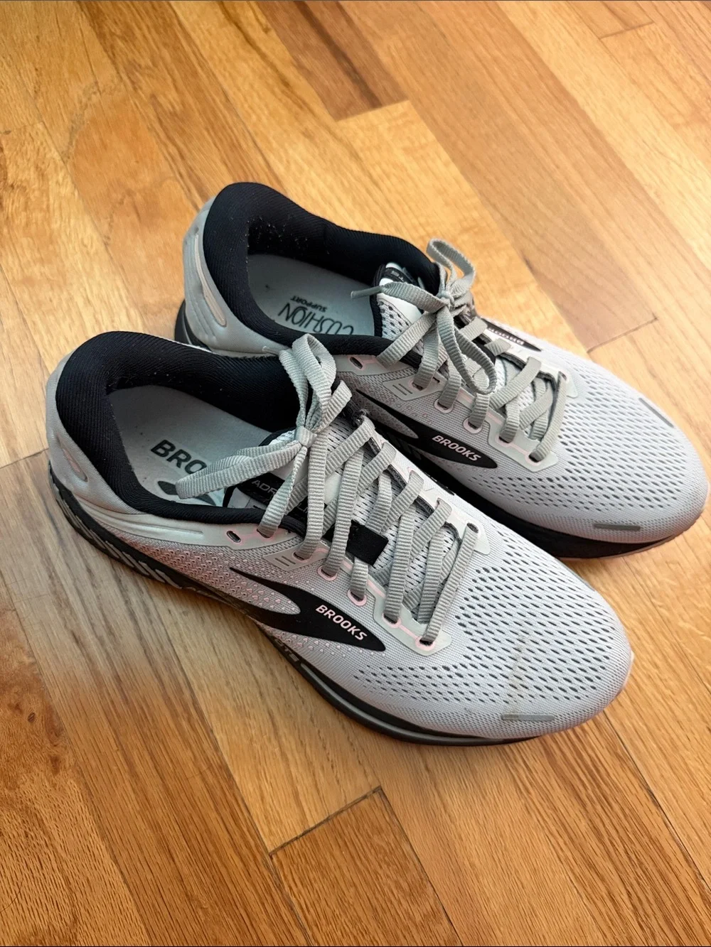 Brooks Running Adrenaline GTS 22